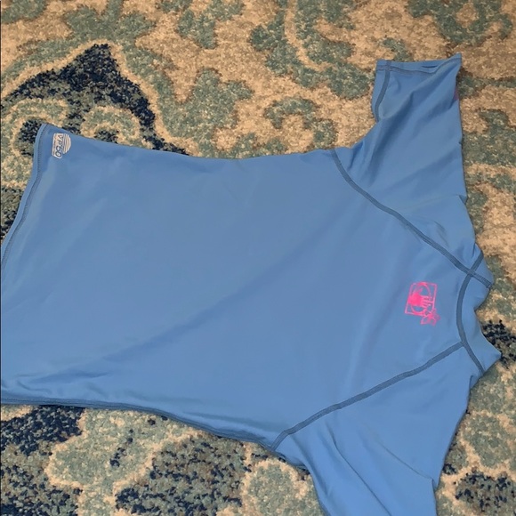 Rash guard - Picture 4 of 4